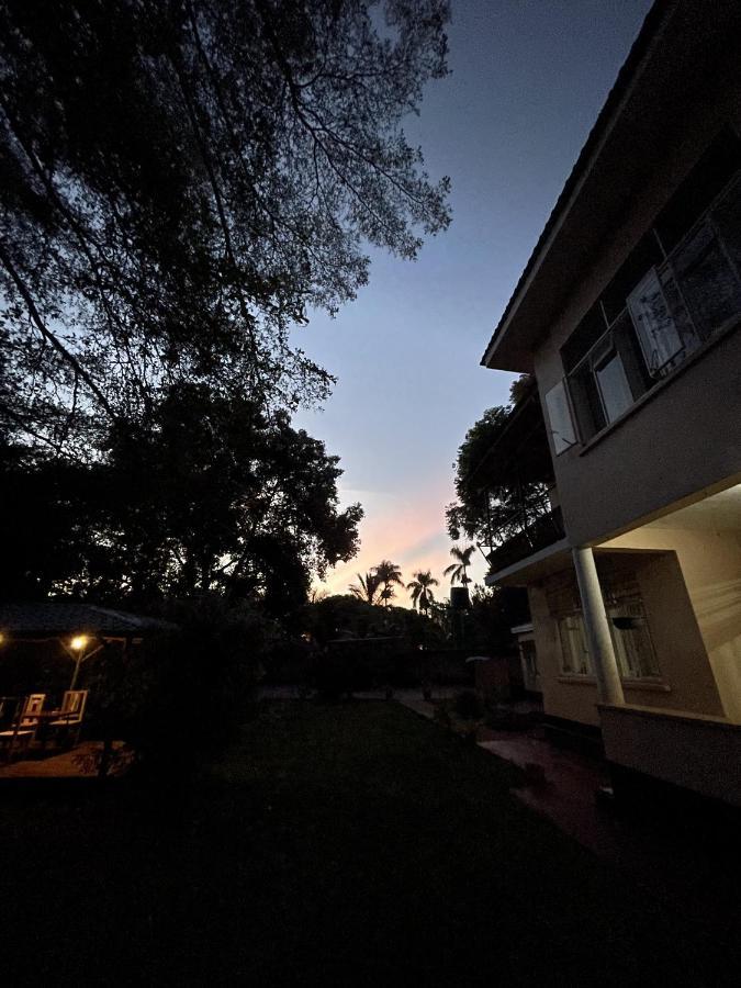 Jinja Backpackers Pansiyon Dış mekan fotoğraf