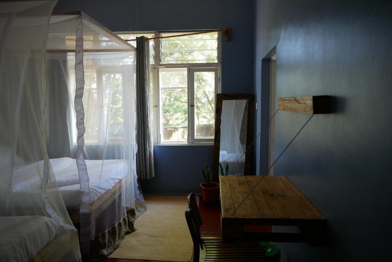 Jinja Backpackers Pansiyon Dış mekan fotoğraf