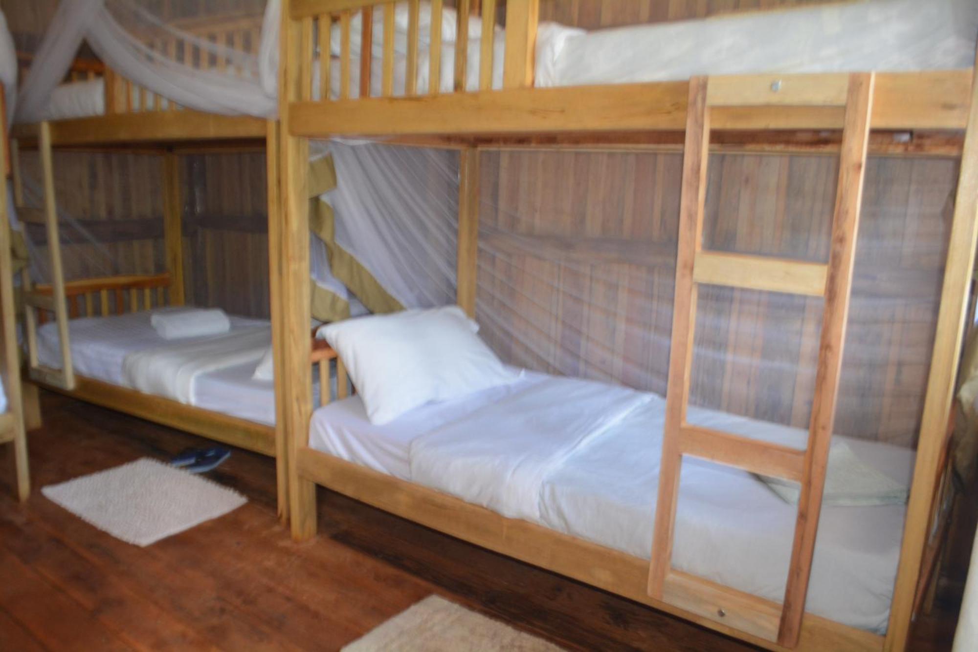 Jinja Backpackers Pansiyon Dış mekan fotoğraf