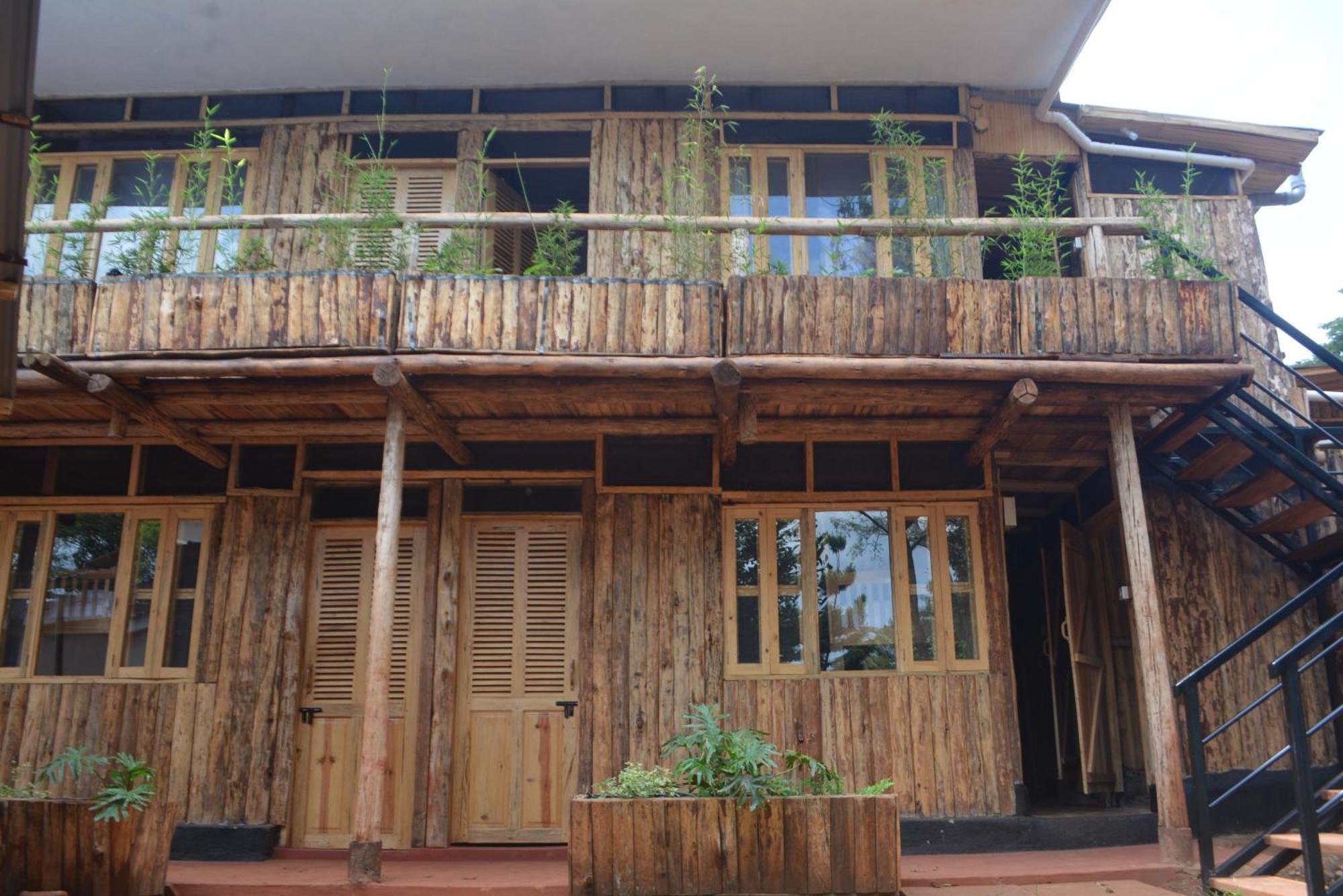 Jinja Backpackers Pansiyon Dış mekan fotoğraf