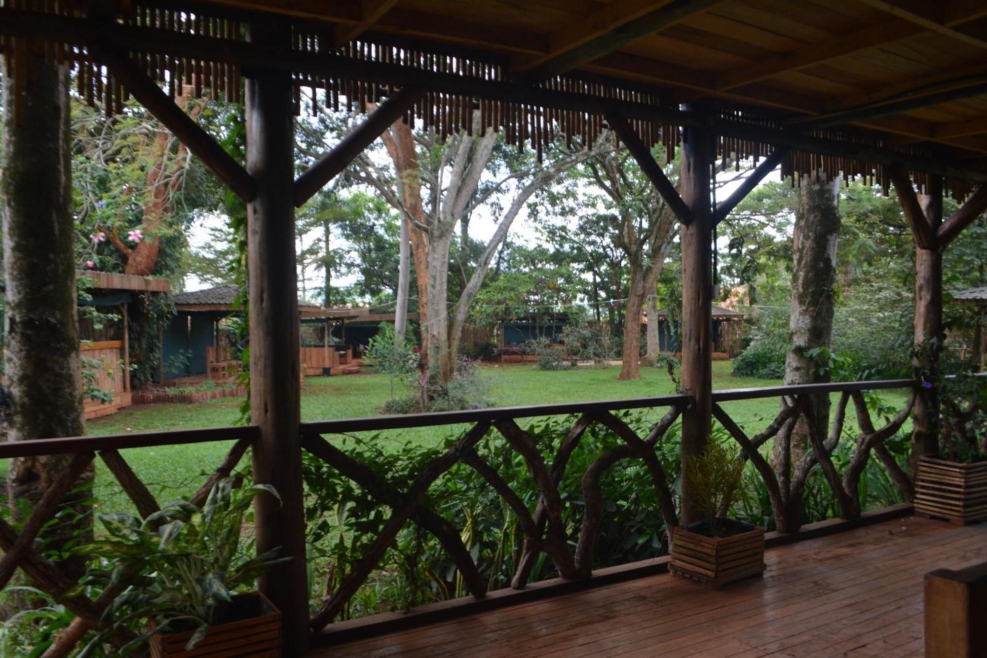 Jinja Backpackers Pansiyon Dış mekan fotoğraf