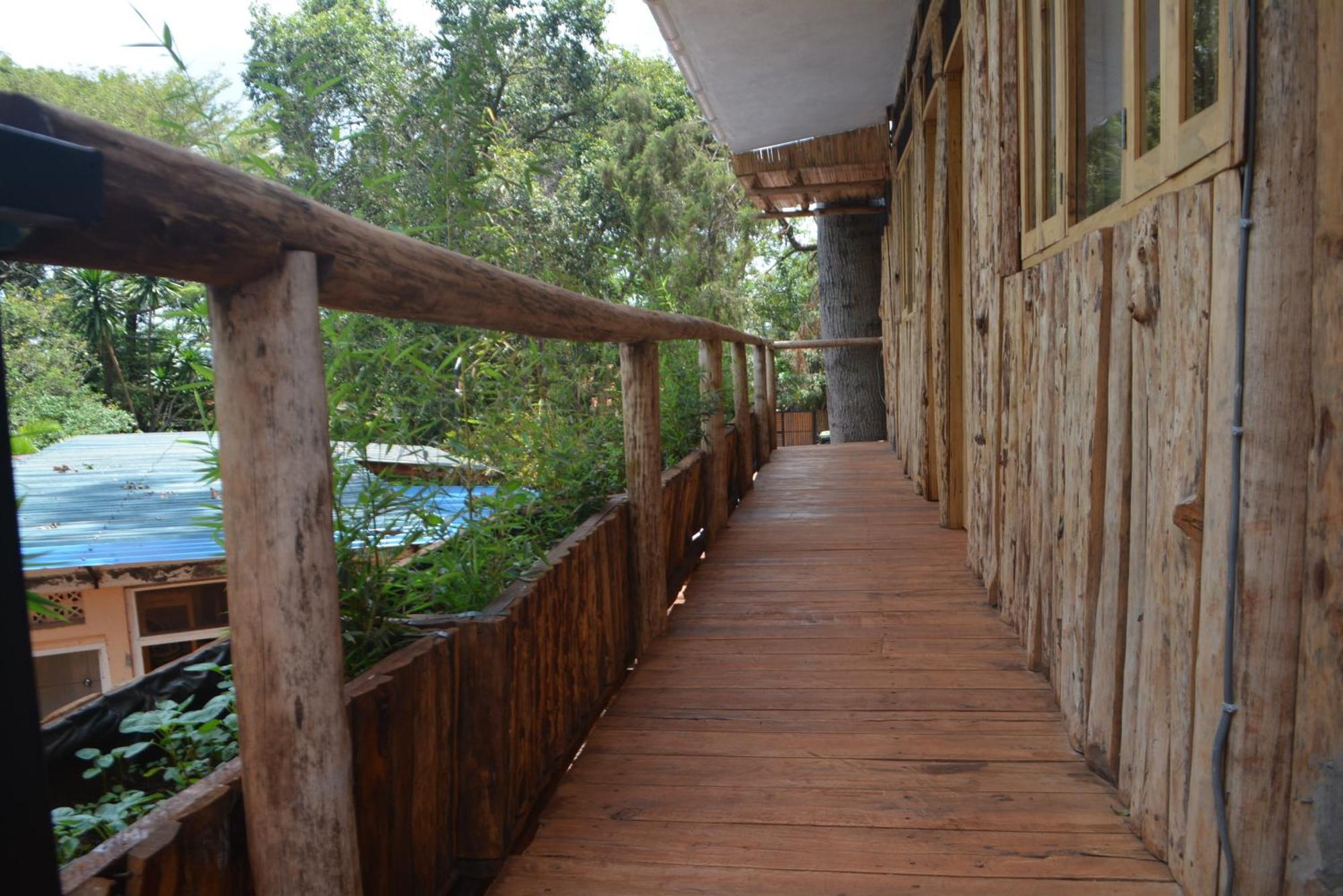 Jinja Backpackers Pansiyon Dış mekan fotoğraf
