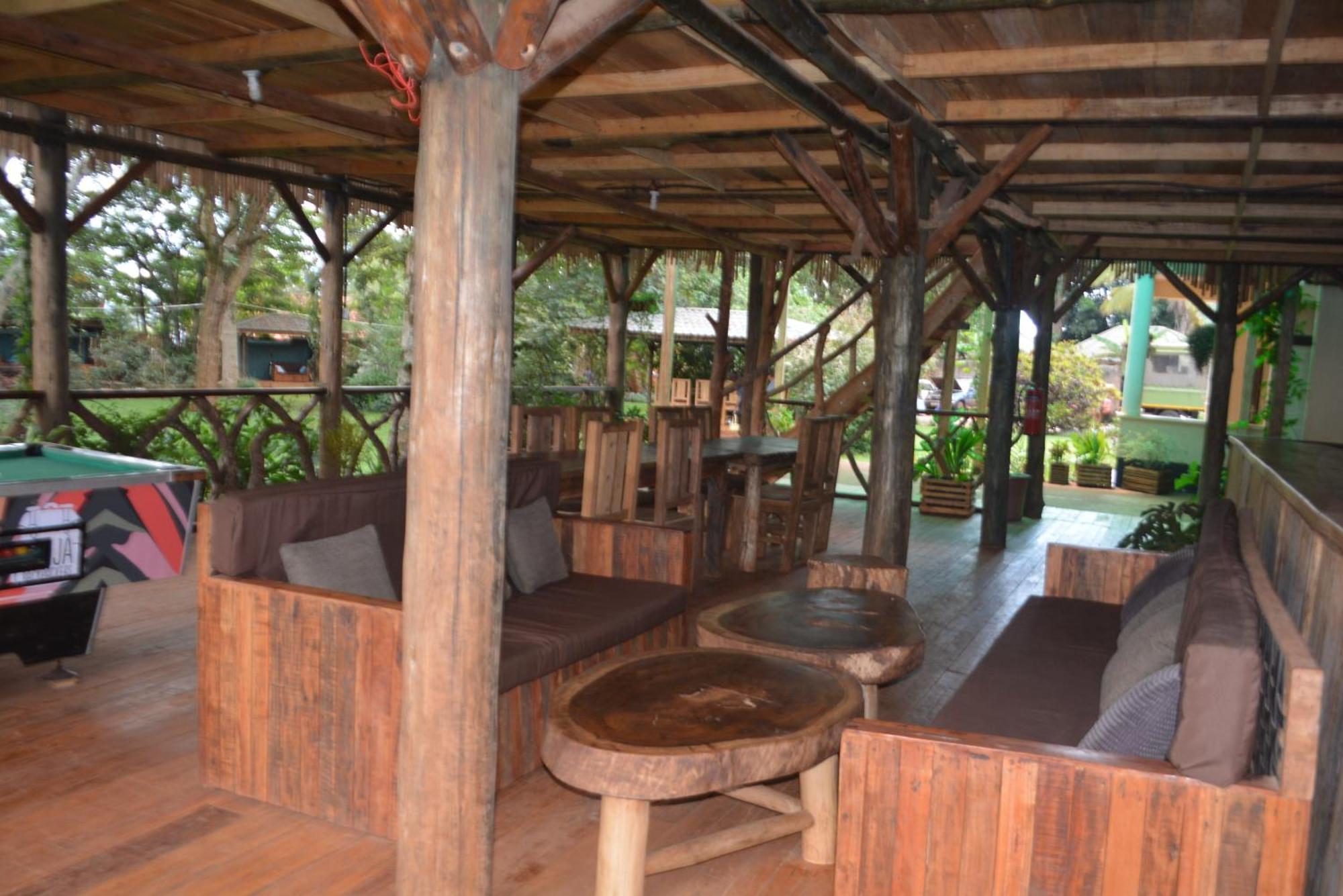 Jinja Backpackers Pansiyon Dış mekan fotoğraf