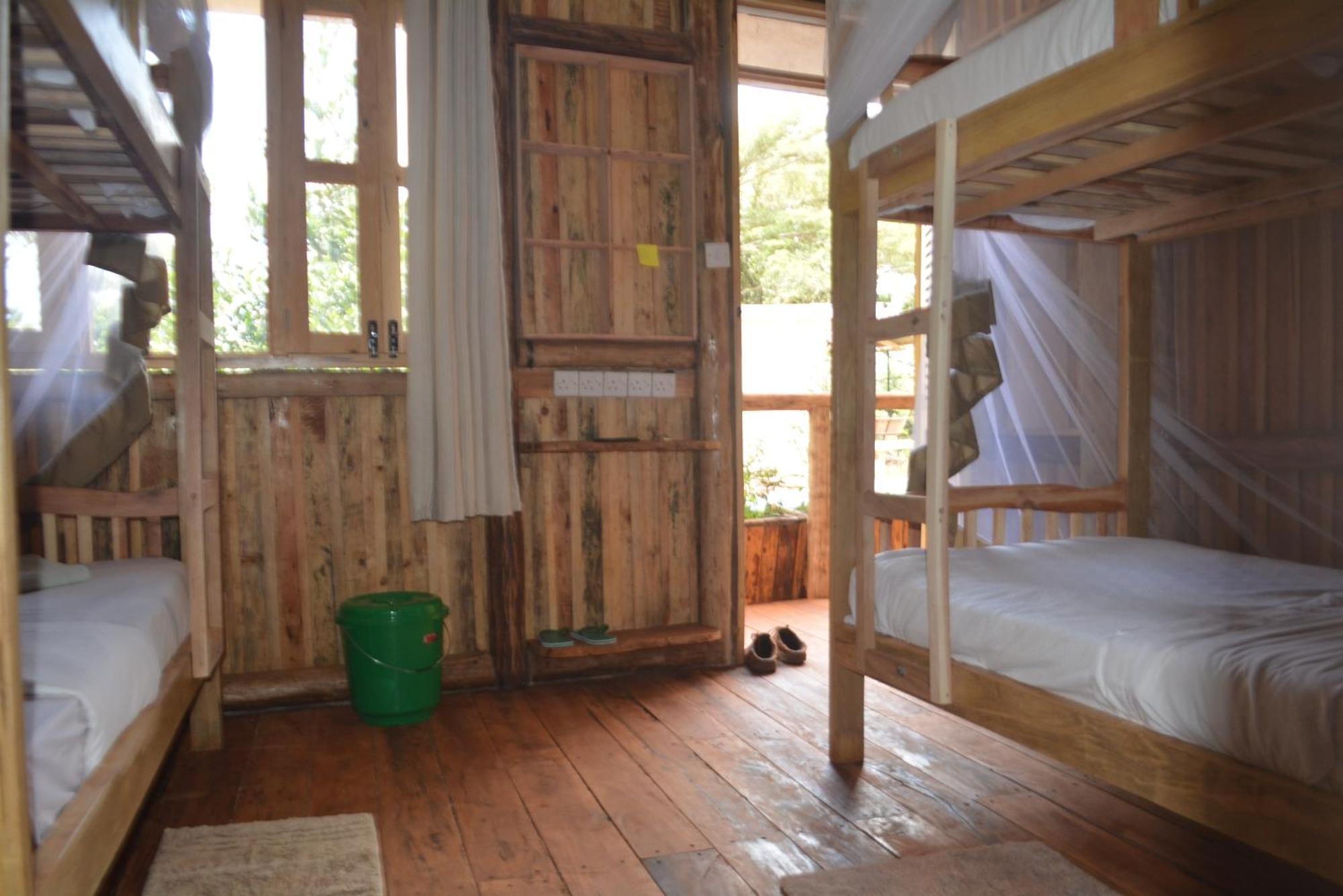 Jinja Backpackers Pansiyon Dış mekan fotoğraf