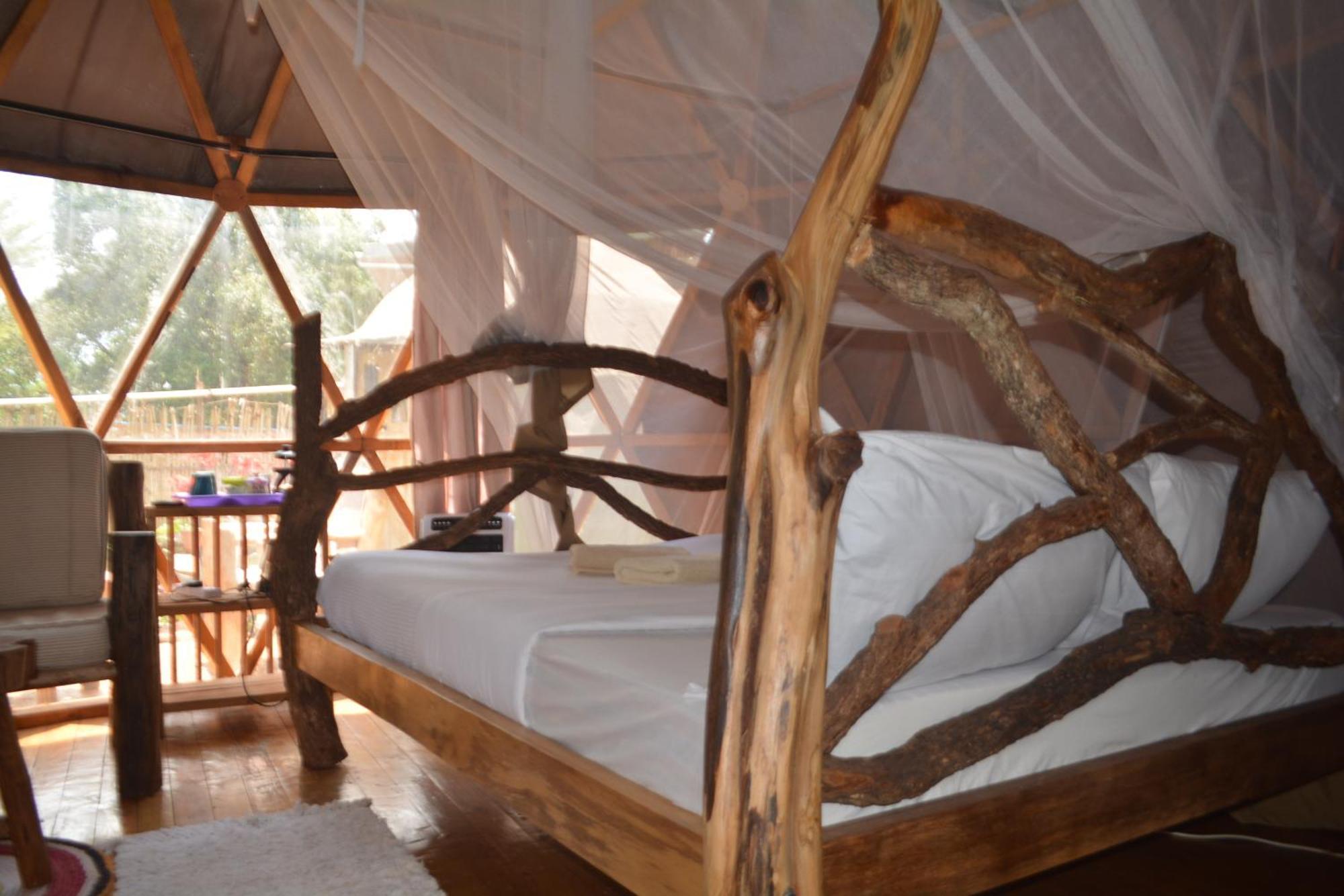 Jinja Backpackers Pansiyon Dış mekan fotoğraf